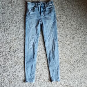 Never Worn American Eagle High-Rise Light Denim Jeggings, Size 0 Regular